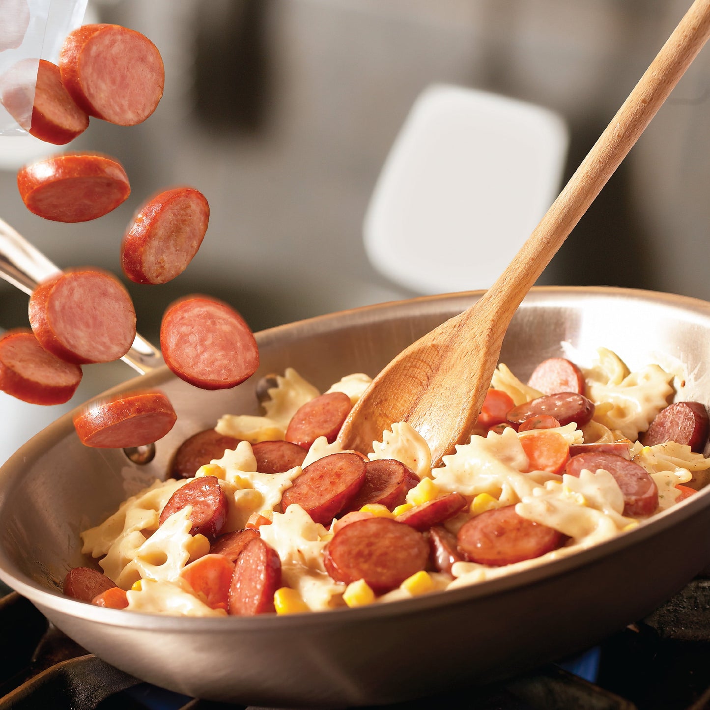 Hillshire Farm Smoked Sausage made with Pork Turkey and Beef, 14 oz