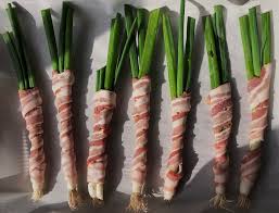 SCALLIONS (3 BUNCHES)